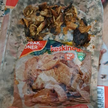 Aldığım Tavuk Dönerin İçinden Kömür Çıktı