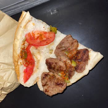 Köfteci Yusuf Siparişimde Eksik Ekmek Ve Yanıltıcı Görsel Mağduriyeti