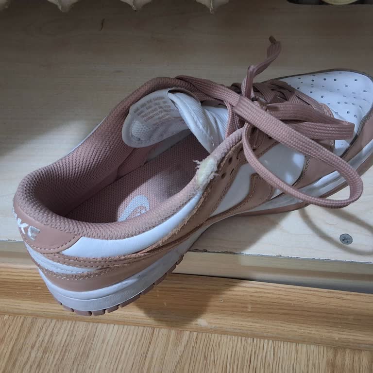 Nike Ayakkabıda Kısa Sürede Yırtılma Ve Hayal Kırıklığı