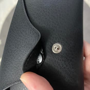 Rayban Gözlük Kılıfı Yırtıldı, Değişim Yapılmadı!