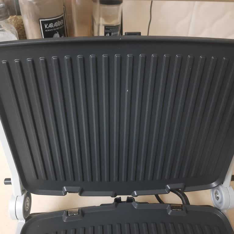 Tefal Tost Makinesi Izgara Kaplaması Sürekli Soyuluyor, Teknik Servis Sorunu Çözmüyor