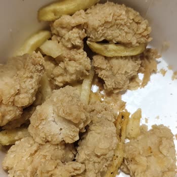 Popeyes'ta Çiğ Tavuk Ve Saygısız Personel Deneyimi!