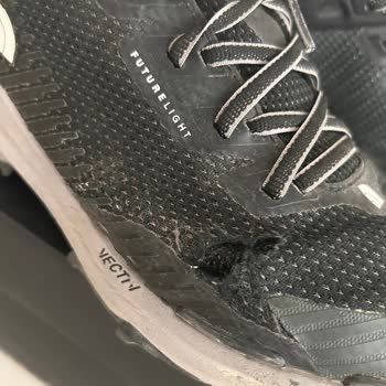 The North Face Ayakkabıda Kısa Sürede Yırtılma Ve Garanti Reddi Mağduriyeti