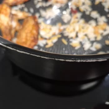 Tefal Titanyum Tencerede Erken Soyulma Ve Boya Kalkması Sorunu