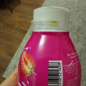 Kefir Paketinde Kurt Ve Bozulma Sorunu Güvenimi Zedeledi