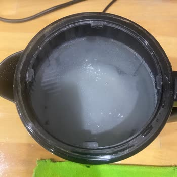 Sorunlu Çaycıyı İade Almak İstemeyen Mağaza Çalışanları Mağdur Etti