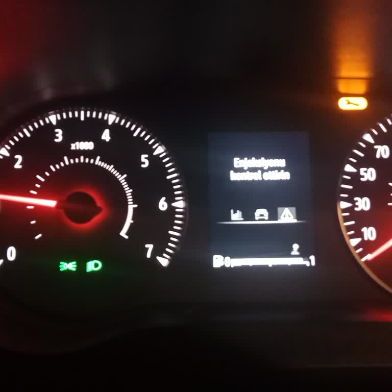 Sıfır Araçla Defalarca Yolda Kalmak