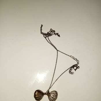 Kararma Garantili Kolye 2 Ayda Kapkara Oldu, Firma Dönüş Yapmıyor