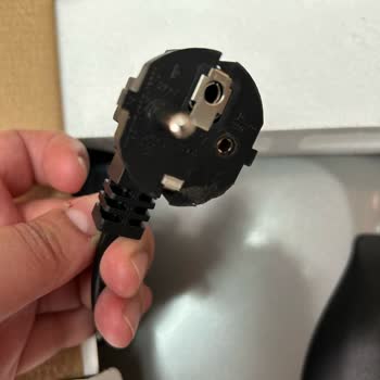 Aldığım Ürün Kırık Çıktı Değişim Yapılmıyor Herkes Sorumluluktan Kaçıyor