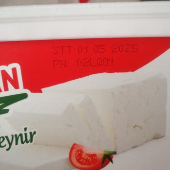 Bahçıvan Beyaz Peynirde Yoğun Kimyasal Koku Ve Tat Deneyimi