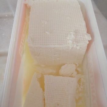 Bahçıvan Beyaz Peynirde Yoğun Kimyasal Koku Ve Tat Deneyimi