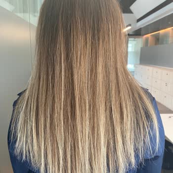 Saç Rengi Ve Bakım İşleminde Beklentilerin Altında Kalan Hizmet Ve Sonuç