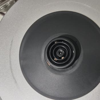 Aldığım Berghoff Çaycı Kırık Çıktı Ve Standı Soyuldu