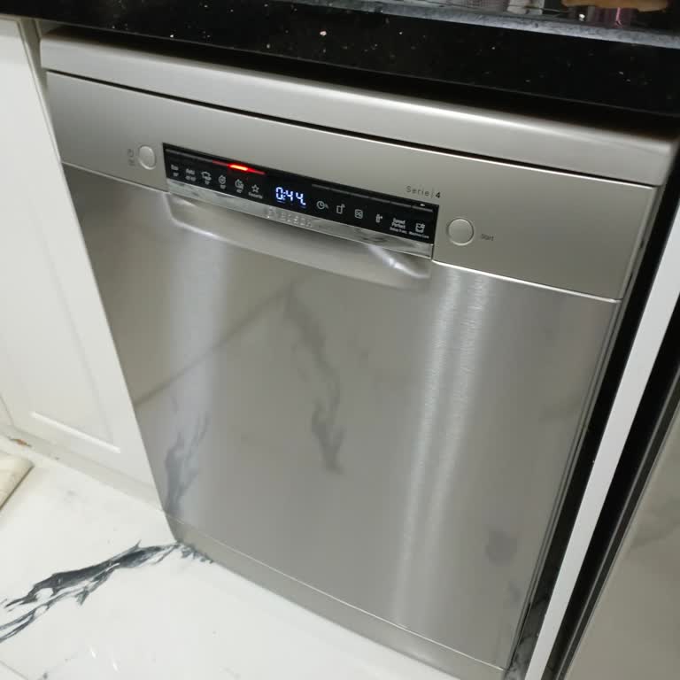 Bosch Bulaşık Makinesi Parça Takma Hizmeti İçin Yüksek Ücret Talebi
