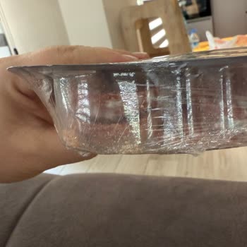Migros Hasarlı Ve Bozuk Sucuk Streçle Sarılıp Teslim Edildi, Müşteri Sağlığı Hiçe Sayıldı