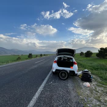 Yeni Aldığım Lastik Yolda Patladı, Yaşadığım Tehlike Umursanmadı