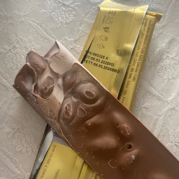 A101den Aldığım Çikolatalar Bozuk Çıktı Param Boşa Gitti