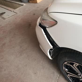 Aracımın Tamponuna Zarar Verdiler, Saygısız Davranışla Karşılaştım