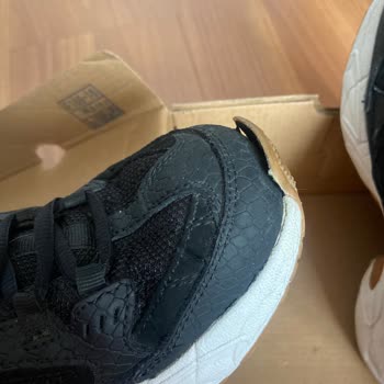 Kısa Sürede Açılan Ayakkabıya Çözüm Bulunmuyor