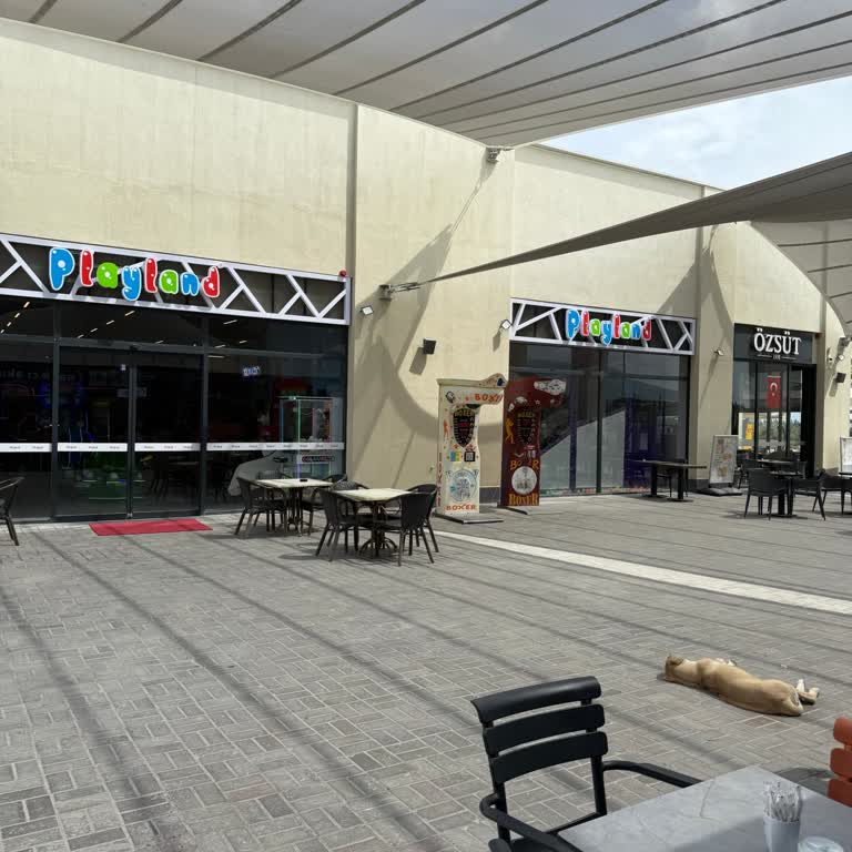 Playland'da Güvenlik Zafiyeti Ve İlgisiz Çalışanlar Endişesi