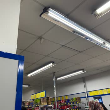 BİM Şubesinde Kasa Ayrımı Ve Yetersiz Yönlendirme Sorunu