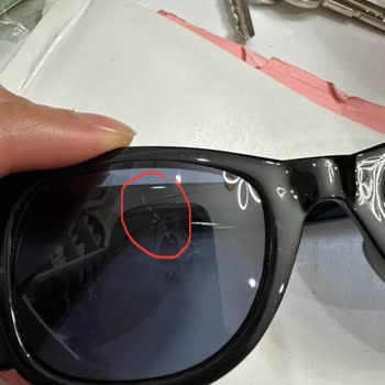 Aldığım Gözlüklerin Yarısı Kusurlu, Değişim Ve Müşteri Hizmetlerine Ulaşamıyorum