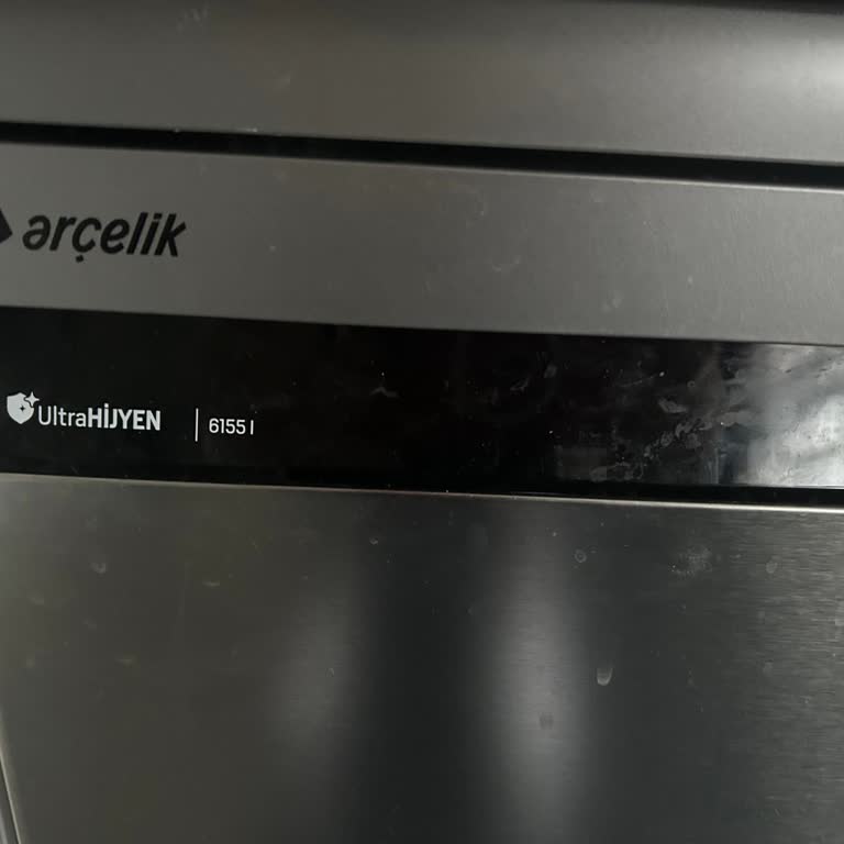 Bulaşık Makinesi Lekeleri Ve Temizlik Sorunları Can Sıkıyor