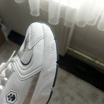 Kısa Sürede Aşınan Ayakkabı Tabanı Ve İade Talebi