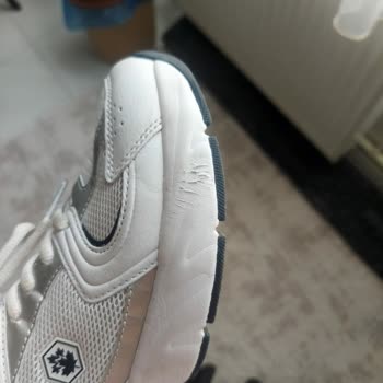 Kısa Sürede Aşınan Ayakkabı Tabanı Ve İade Talebi