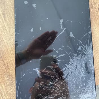 Yurtiçi Kargo Gönderi Elime Kırık Şekilde Ulaştı