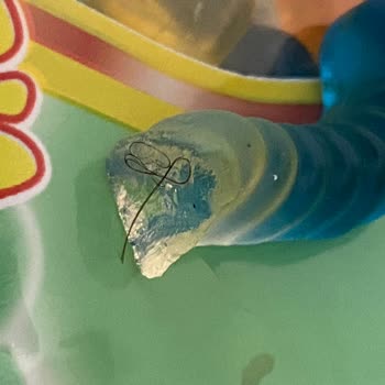 Yumuşak Şekerden Saç Çıkması Hayal Kırıklığı Yarattı