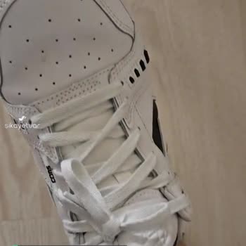 Converse Ayakkabı Ayağa Vurma Sorunu Ve Tasarım Ergonomi Hatası