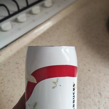 Starbucks Yüksek Fiyatlı Termosun Kapağında Kısa Sürede Boya Soyulması Hayal Kırıklığı