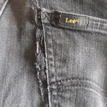 Lee Pantolonumun Yırtılması Ve İlgisiz Müşteri Hizmetleri