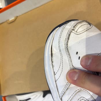 Kısa Sürede Hasar Gören Nike Monarch Ayakkabısı İçin Mağduriyet