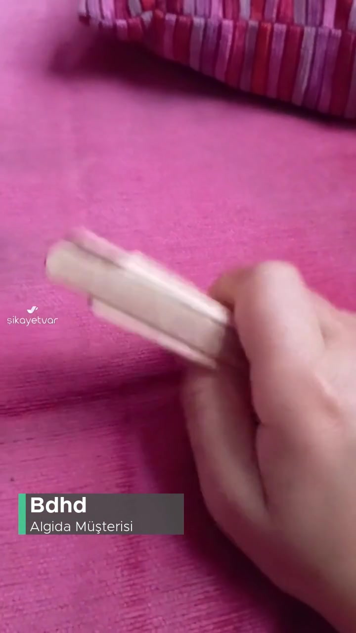 Algida Dün 10 Tane Dondurma Aldım 5 Tane Bedava Çıktı 5 Tane Puan Vermiyor! videonun kapak resmi
