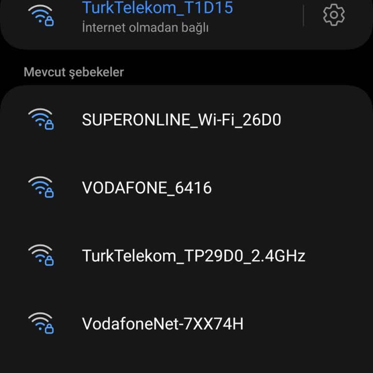 Sürekli Kesilen Ve Zayıf Çeken İnternet Hizmetine Rağmen Yüksek Fatura
