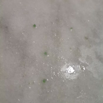 Maden Suyunda Cam Kırıkları Nedeniyle Sağlık Riski Ve Güven Kaybı