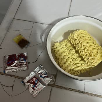 Noodle Paketinden Yağ Çıkmadı, Müşteri Hizmetlerine Ulaşamıyorum