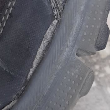 Skechers Ayakkabıda Hızlı Yırtılma Ve İlgisiz İnceleme Sonucu