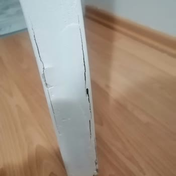 Home Yapı (Ankara) Lake Kapılar Kısa Sürede Şişti Ve Çatladı, Firma İlgisiz Davrandı
