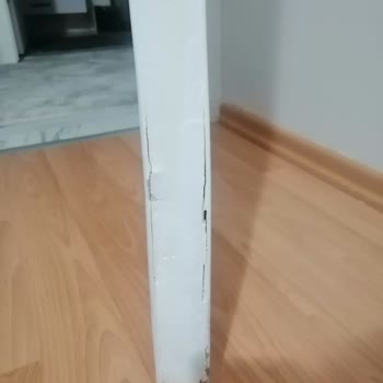 Home Yapı (Ankara) Lake Kapılar Kısa Sürede Şişti Ve Çatladı, Firma İlgisiz Davrandı
