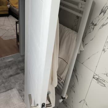 Home Yapı (Ankara) Lake Kapılar Kısa Sürede Şişti Ve Çatladı, Firma İlgisiz Davrandı