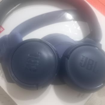 JBL Kulaklıkta Nedensiz Renk Atması Ve Müşteri Hizmetlerinden Destek Alamama