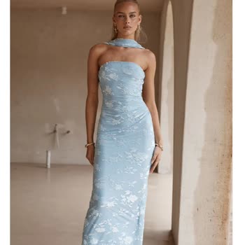 Sipariş Edilen Elbise Yanlış Ve Kalitesiz Geldi, Müşteri Hizmeti Yetersiz