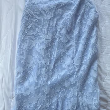 Sipariş Edilen Elbise Yanlış Ve Kalitesiz Geldi, Müşteri Hizmeti Yetersiz