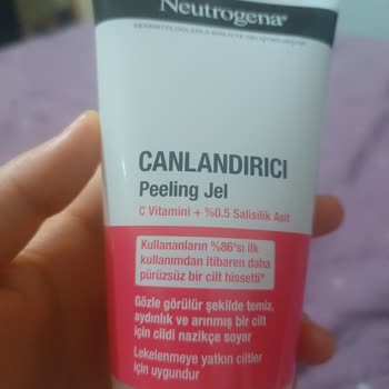Neutrogena Peeling Jel Yüzümde Yanma Ve Tahrişe Sebep Oldu