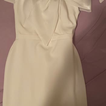 Sipariş Edilen Nikah Elbisesi Defolu Ve Farklı Geldi, Mağdur Edildim