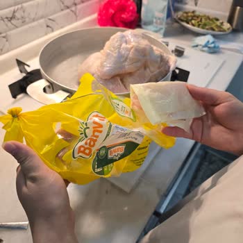 Banvit Bütün Tavukta Yabancı Cisim Çıkması Ve Açıklama Beklentisi