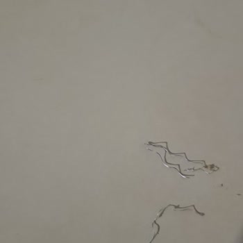 Tatlıdan Tel Çıkması Hijyen Endişesi Yarattı